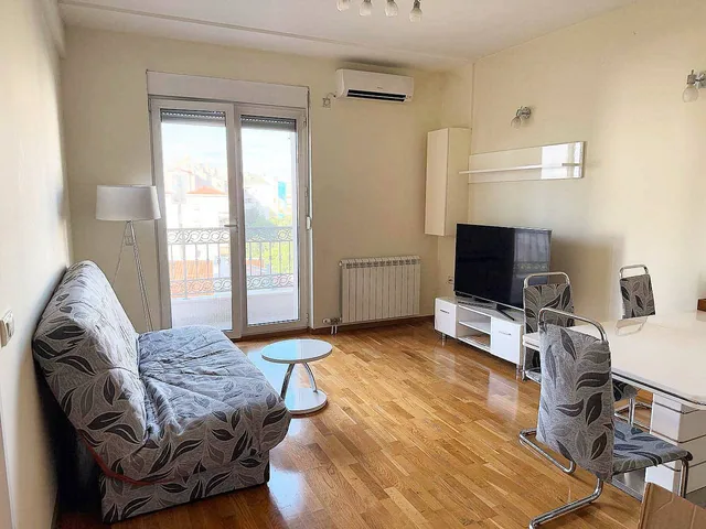 Квартира 2.5+1 в районе Стари град