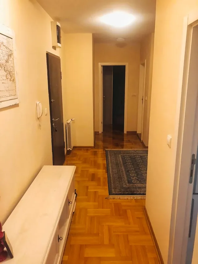 Квартира 1.5+1 в районе Звездара