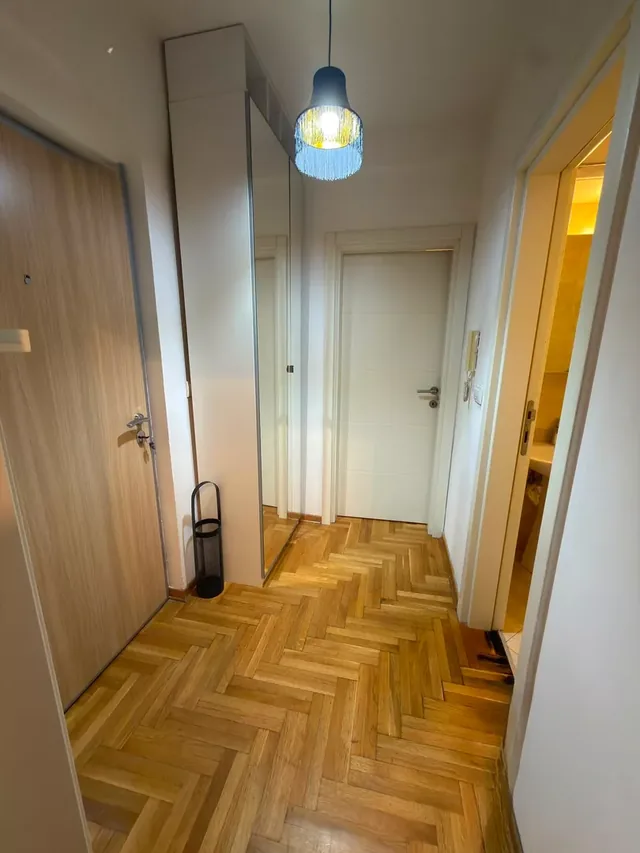 Квартира 1.5+1 в районе Звездара