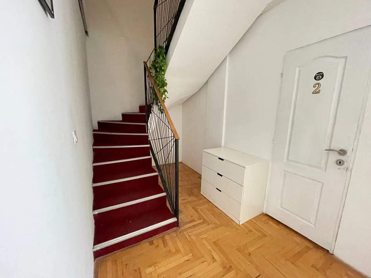 5+1 в районе Звездара — фото 4